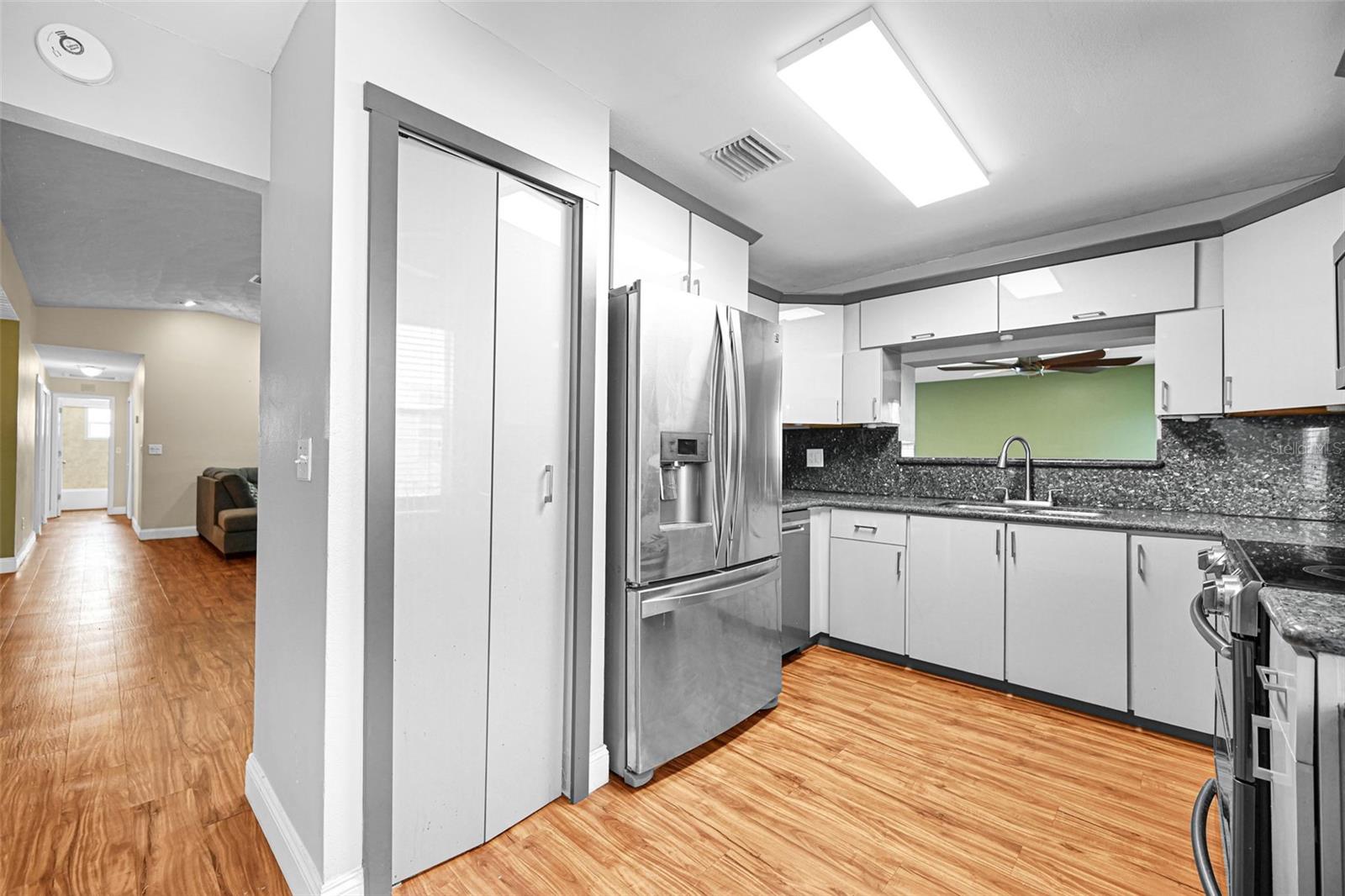 MEADOW WOOD MANOR SEC 10 - Residential