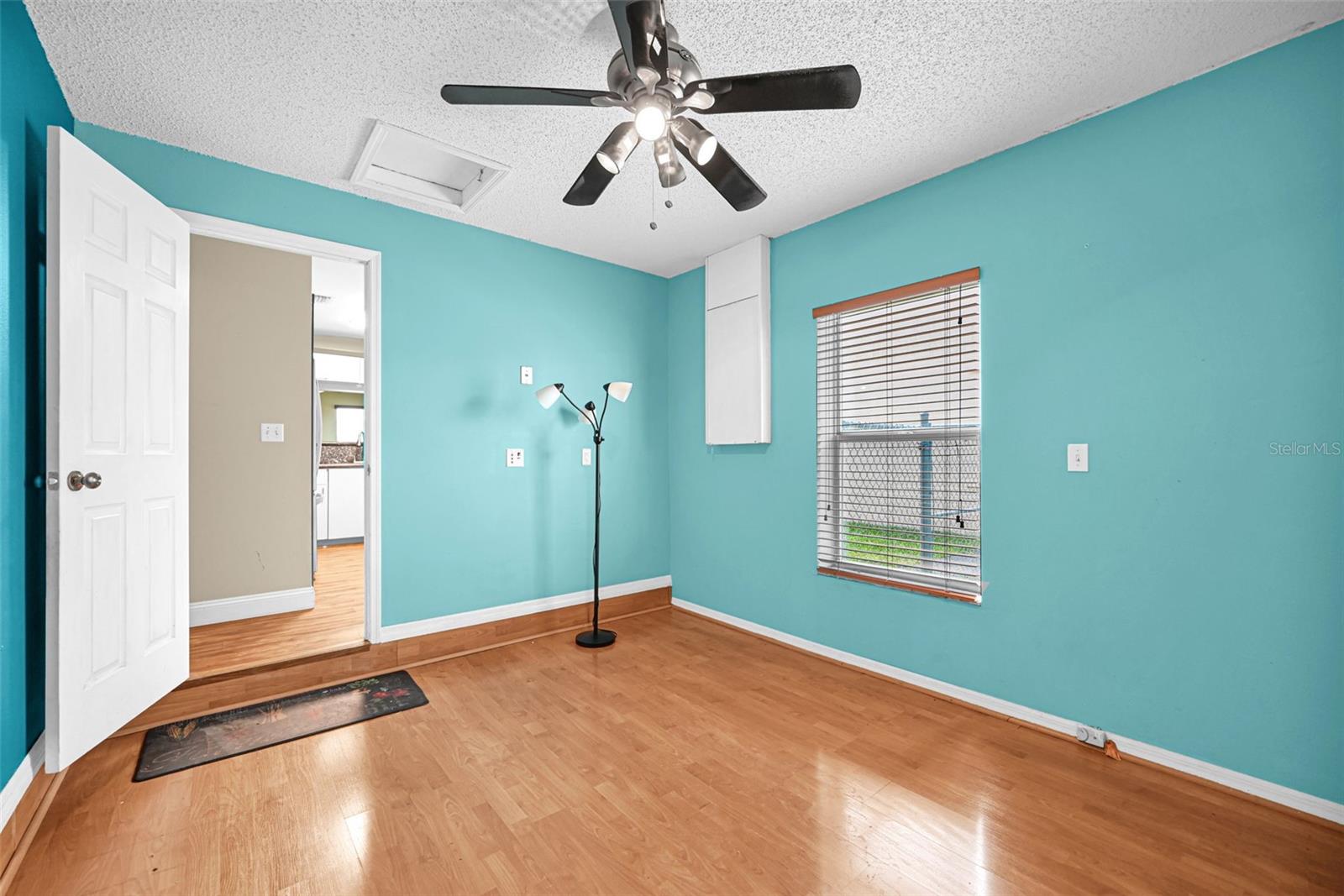 MEADOW WOOD MANOR SEC 10 - Residential