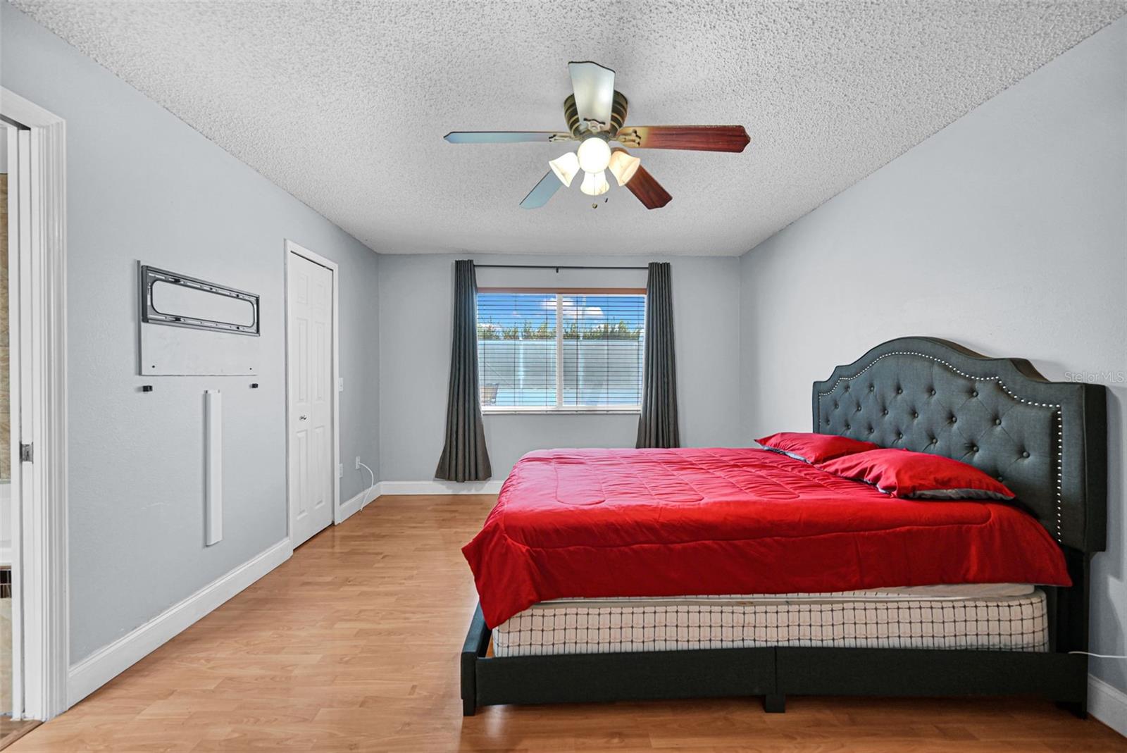 MEADOW WOOD MANOR SEC 10 - Residential
