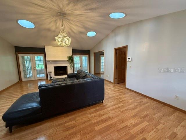 COUNTRY CLUB ESTATES RESUB - Residential