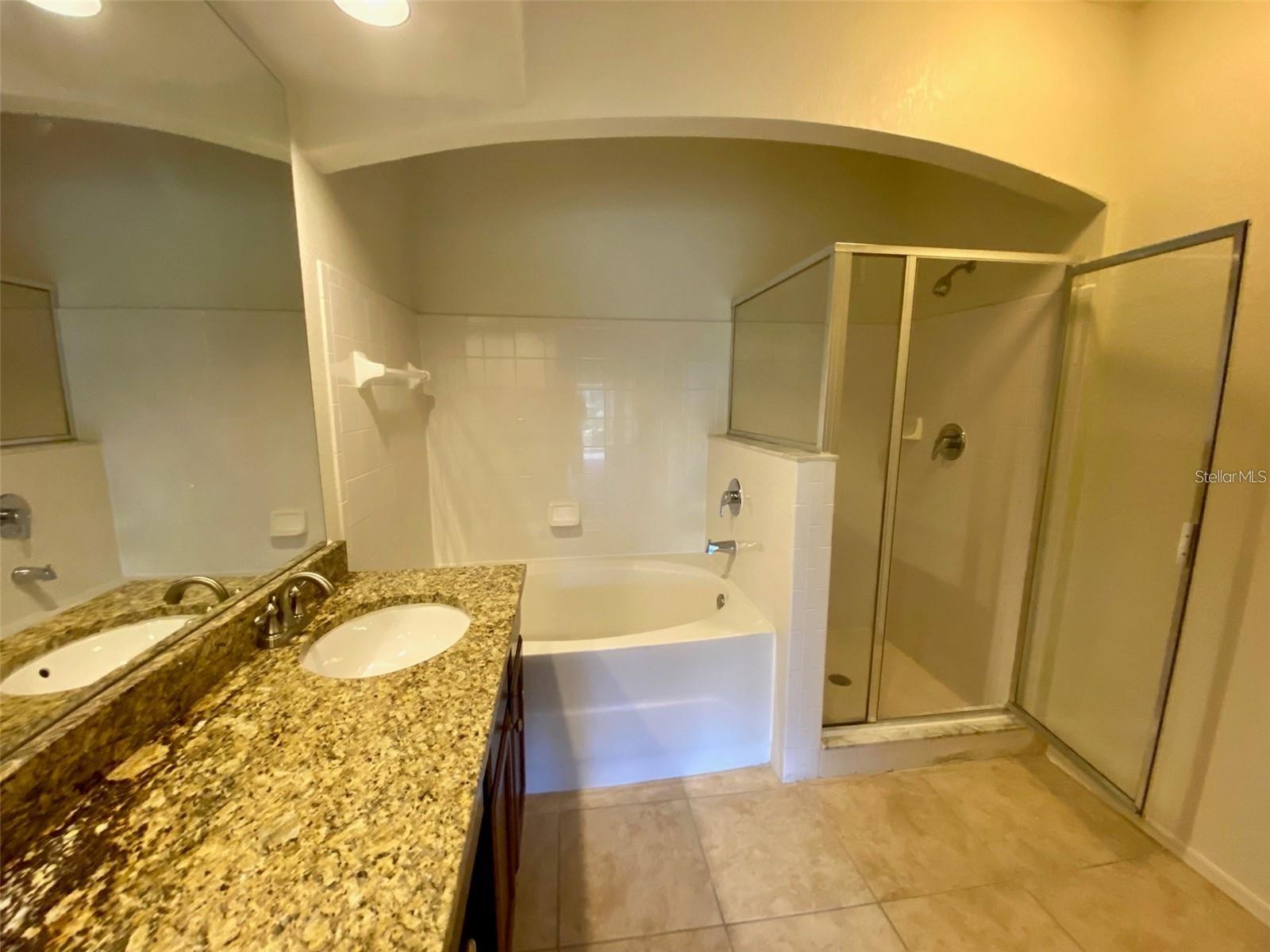 NOTTING HILL A CONDO - Residential Lease