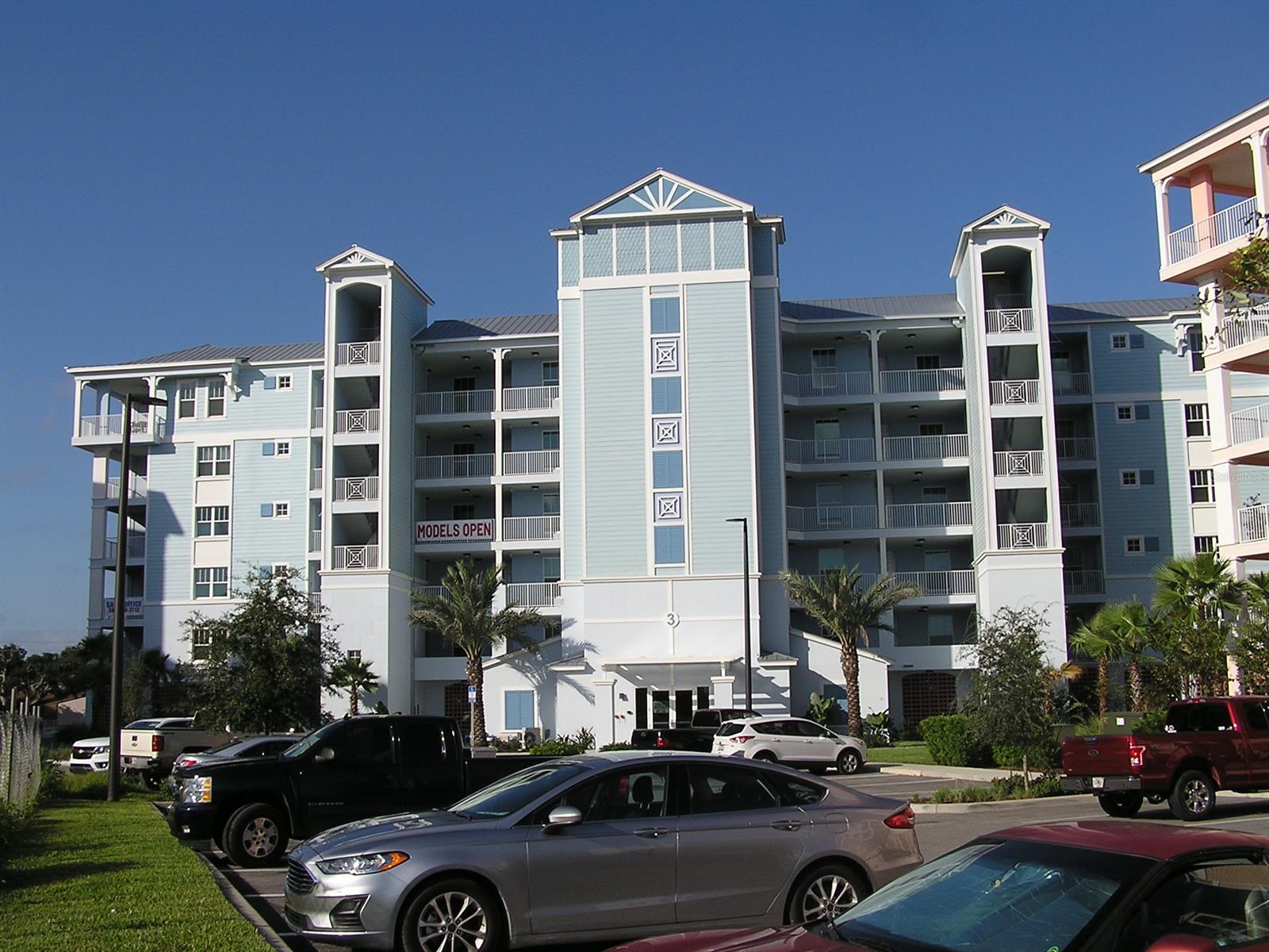 PRE-CONSTRUCTION SALE - BRAND NEW 3 BEDROOM UNIT LOCATED IN THE HEART ON NEW SMYRNA BEACH. CONVENIENTLY LOCATED CLOSE TO FLAGLER AND CANAL STREET'S SHOPS AND RESTAURANTS. UNITS HAVE ALL UPGRADES YOU EXPECT IN AN UPSCALE RESIDENTIAL CONDOMINIUM BUILDING, AS WELL AS BREATH TAKING VIEWS OF THE RIVER AND SURROUNDING MARSH LANDS. ;LocationDescription: Condo ;Water: City