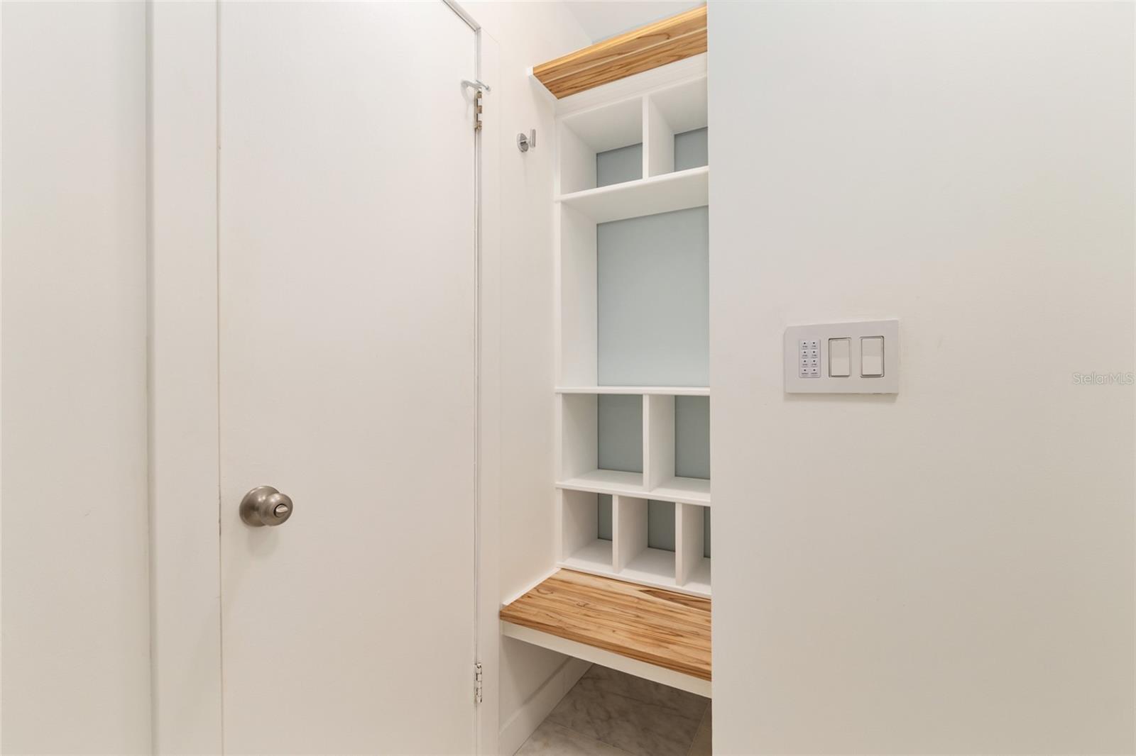 ELLIOT & LENGLE ADDN-HIGHLAND HEIGHTS - Residential
