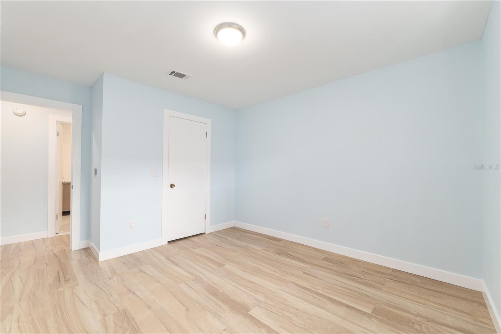 ELLIOT & LENGLE ADDN-HIGHLAND HEIGHTS - Residential