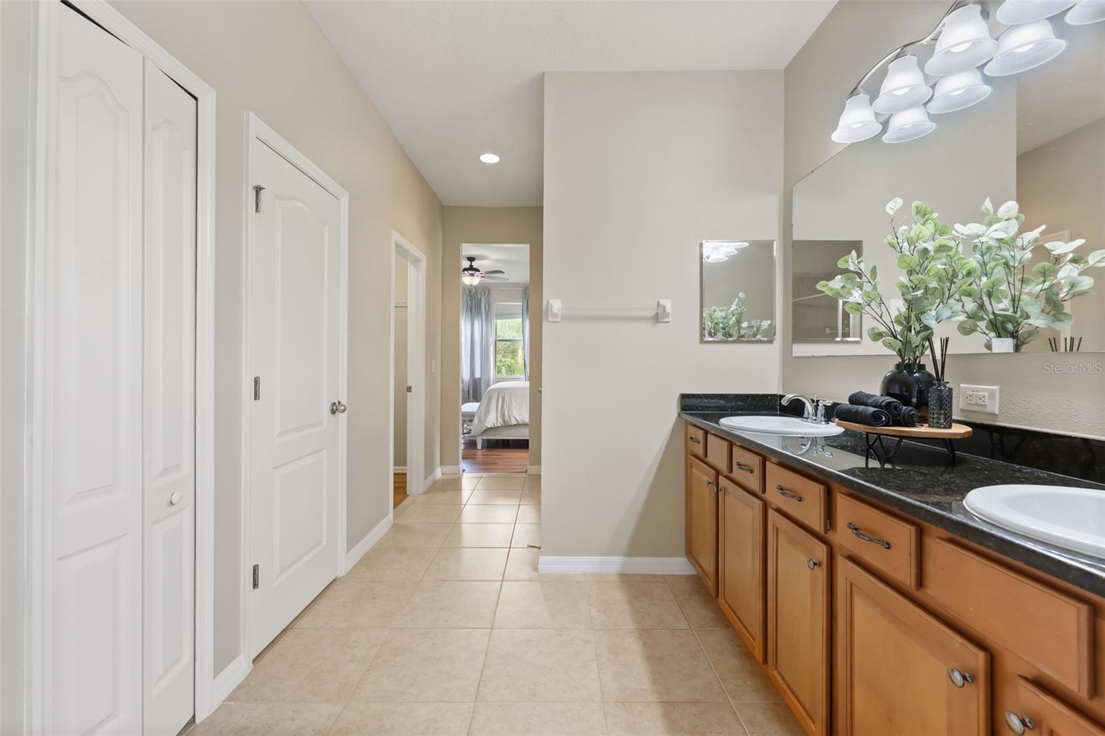 SHINGLE CREEK RESERVE AT THE OAKS PH 6 - Residential