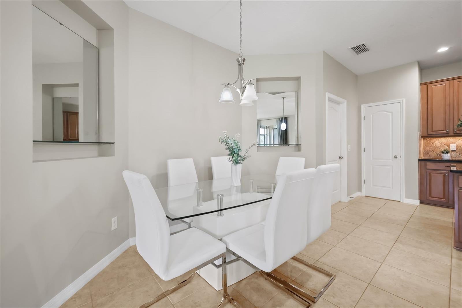 SHINGLE CREEK RESERVE AT THE OAKS PH 6 - Residential