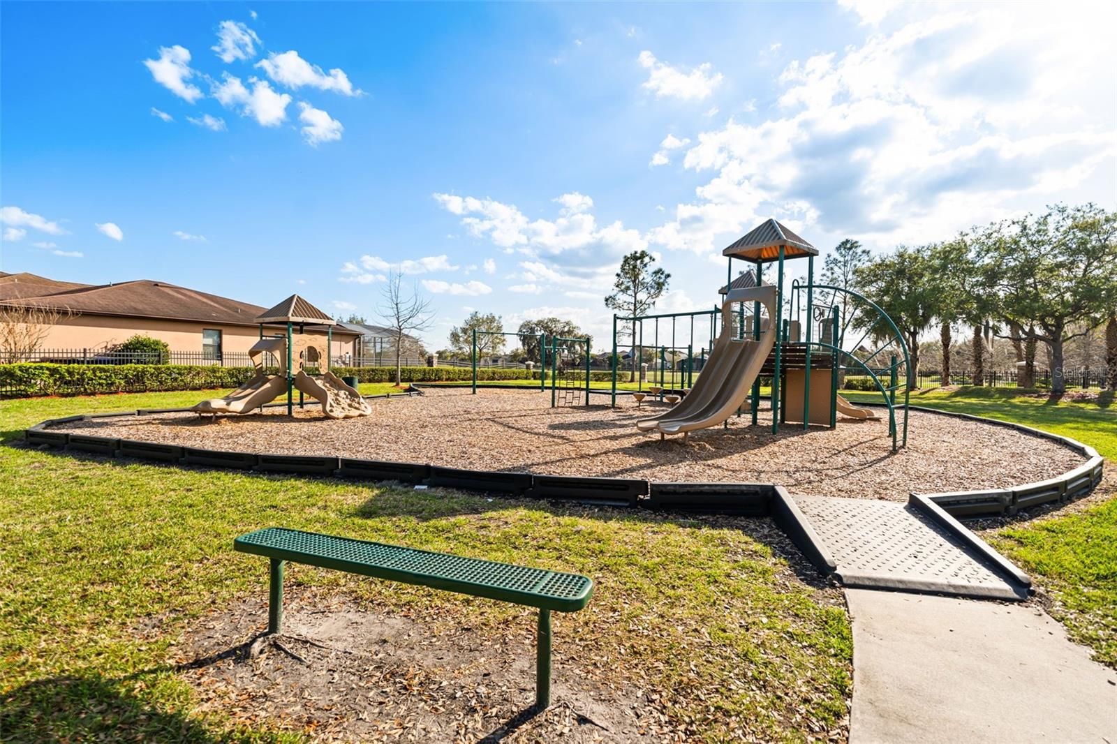 SHINGLE CREEK RESERVE AT THE OAKS PH 6 - Residential