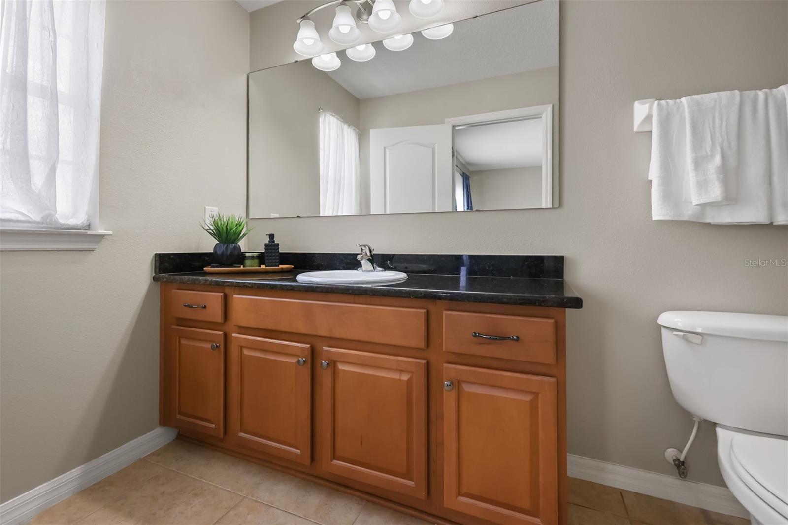 SHINGLE CREEK RESERVE AT THE OAKS PH 6 - Residential