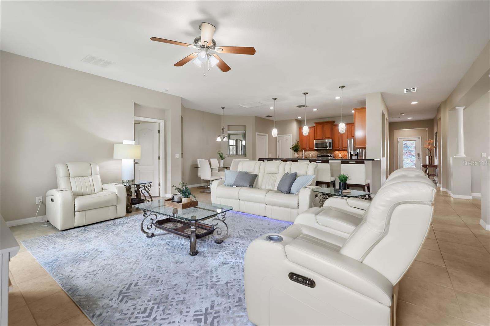 SHINGLE CREEK RESERVE AT THE OAKS PH 6 - Residential