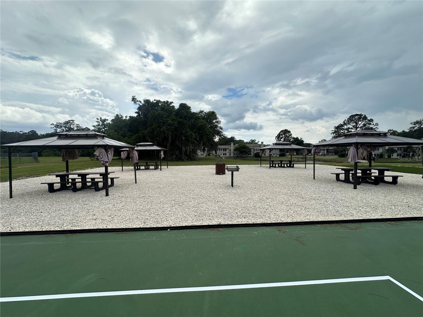 SANDALWOOD CONDO - Residential