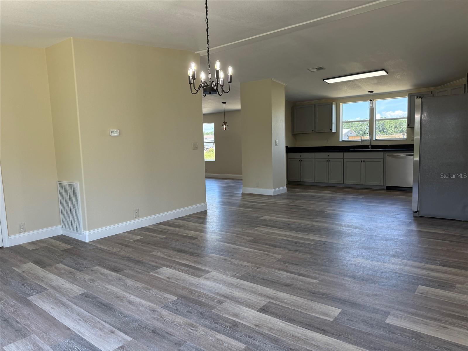 BROOKE LAKES PH 01 - Residential