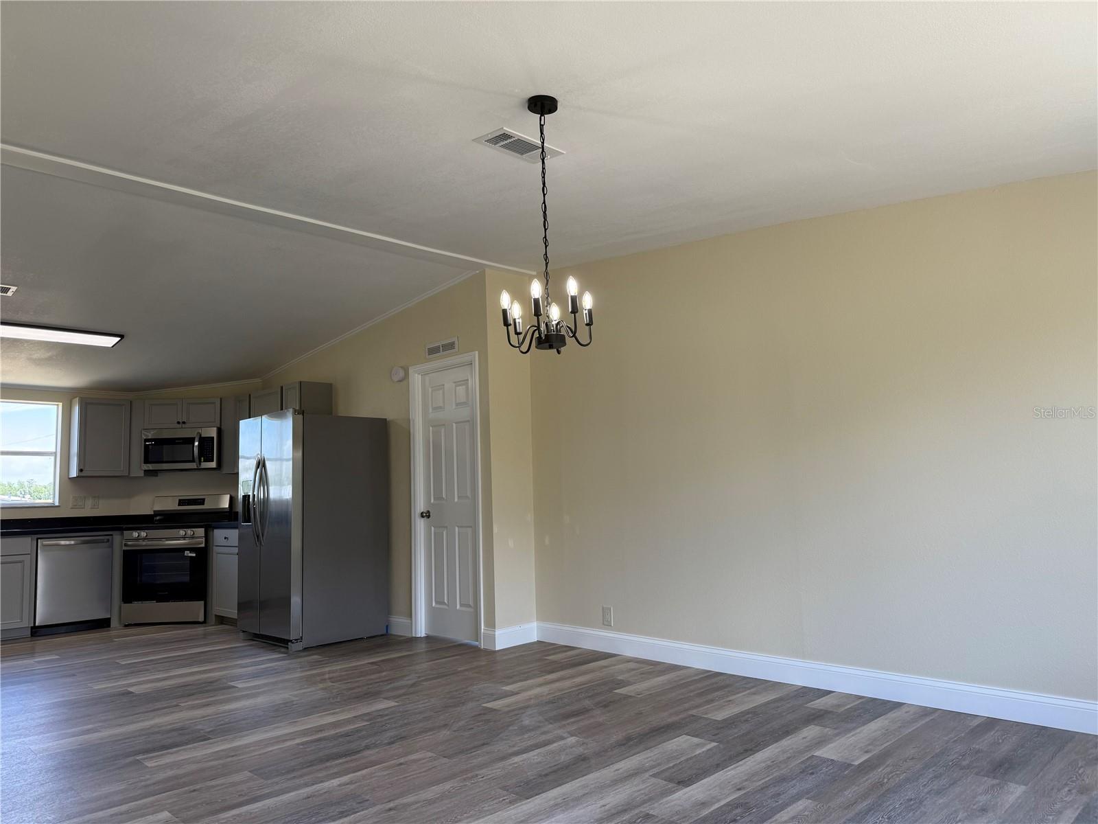 BROOKE LAKES PH 01 - Residential