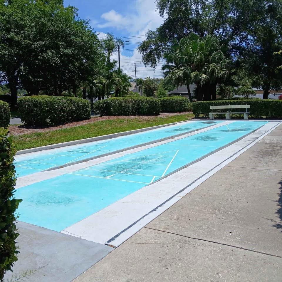 VILLAS OF BEACON GROVES - Residential Lease
