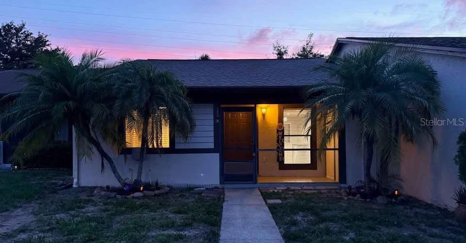 VILLAS OF BEACON GROVES - Residential Lease
