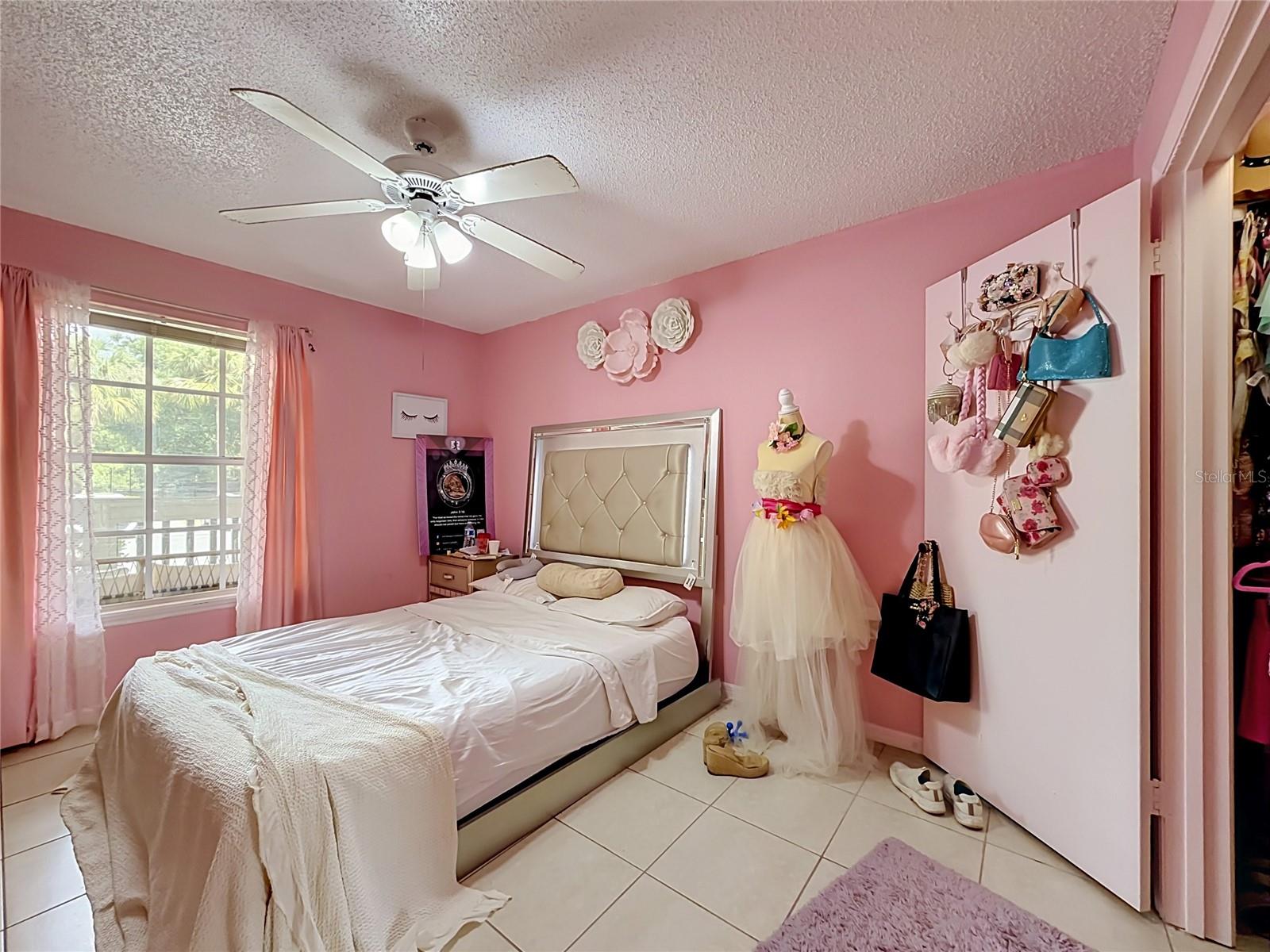 TRADE WINDS A METRO WEST - Residential