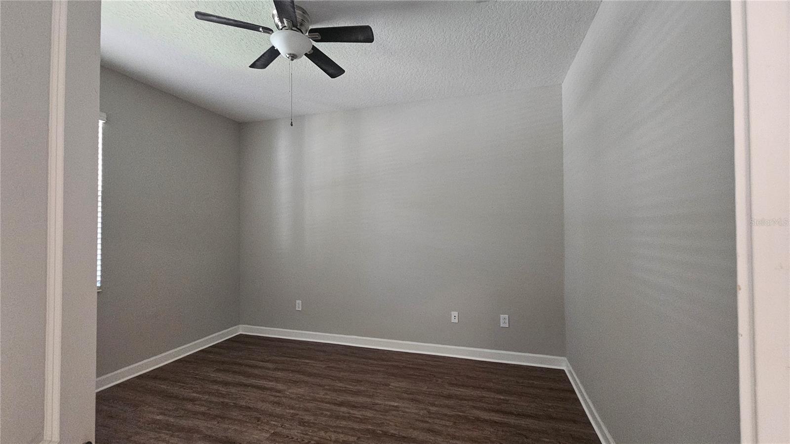 OAKS/MOSS PARK - Residential Lease