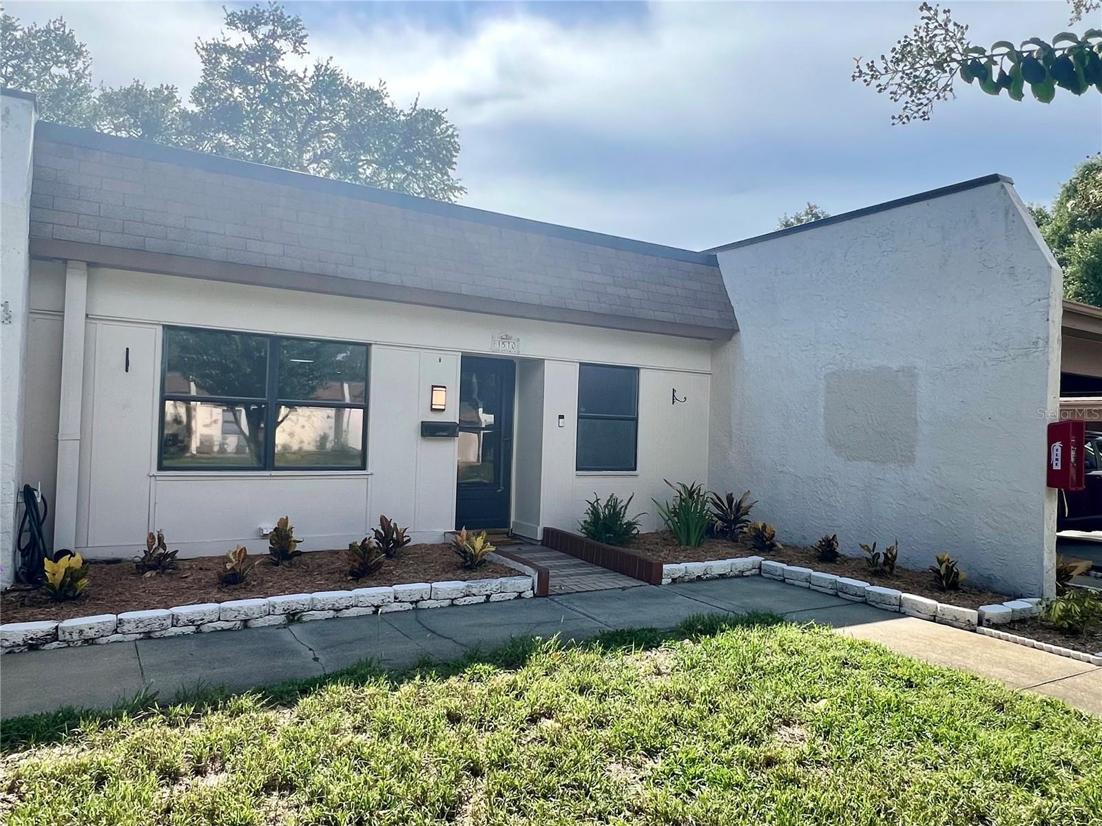 MISSION HILLS CONDO - Residential