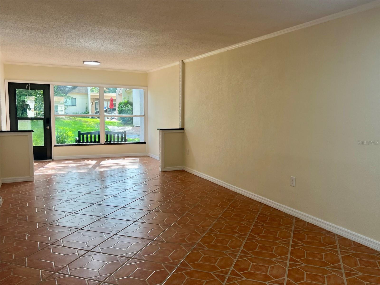 MISSION HILLS CONDO - Residential