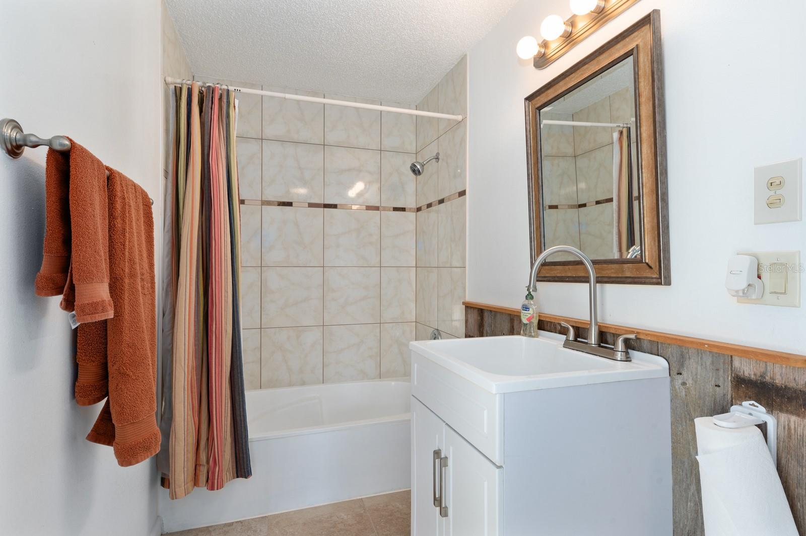 BALLENTINE MANOR ESTATES - Residential