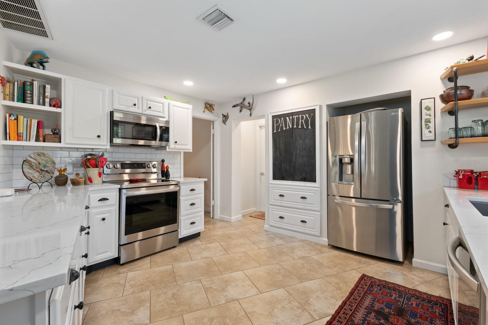 BALLENTINE MANOR ESTATES - Residential