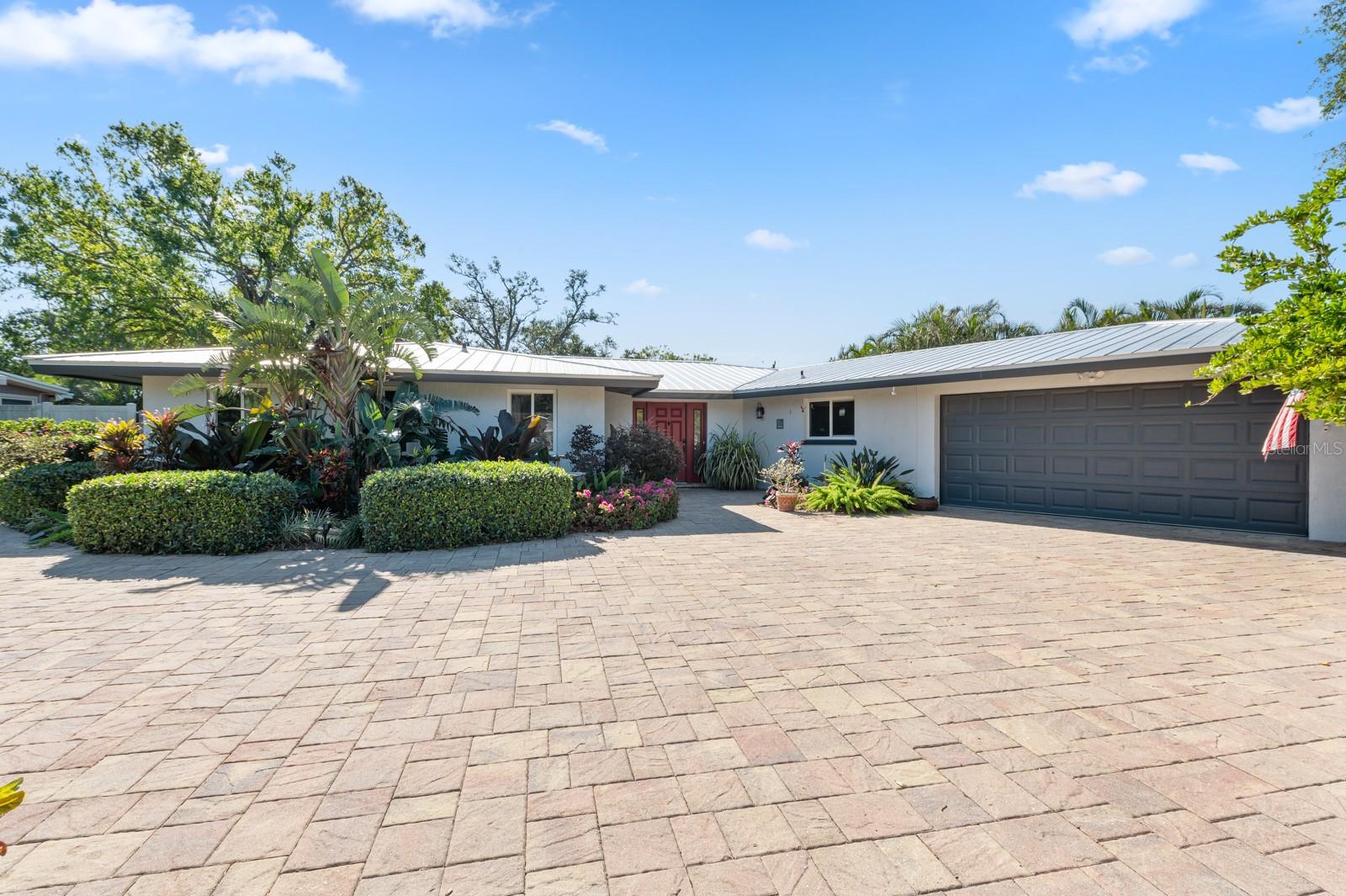 BALLENTINE MANOR ESTATES - Residential