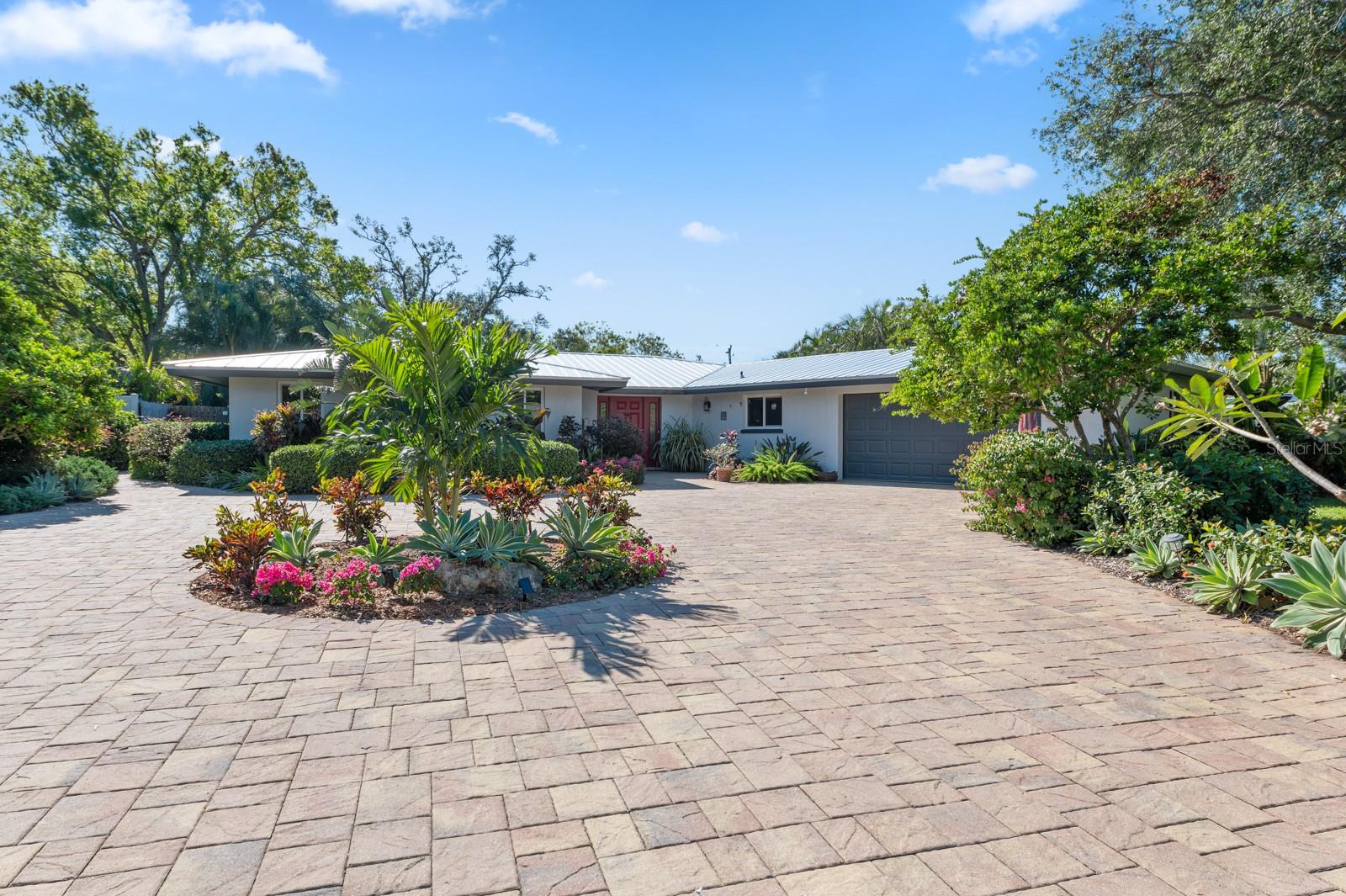 BALLENTINE MANOR ESTATES - Residential
