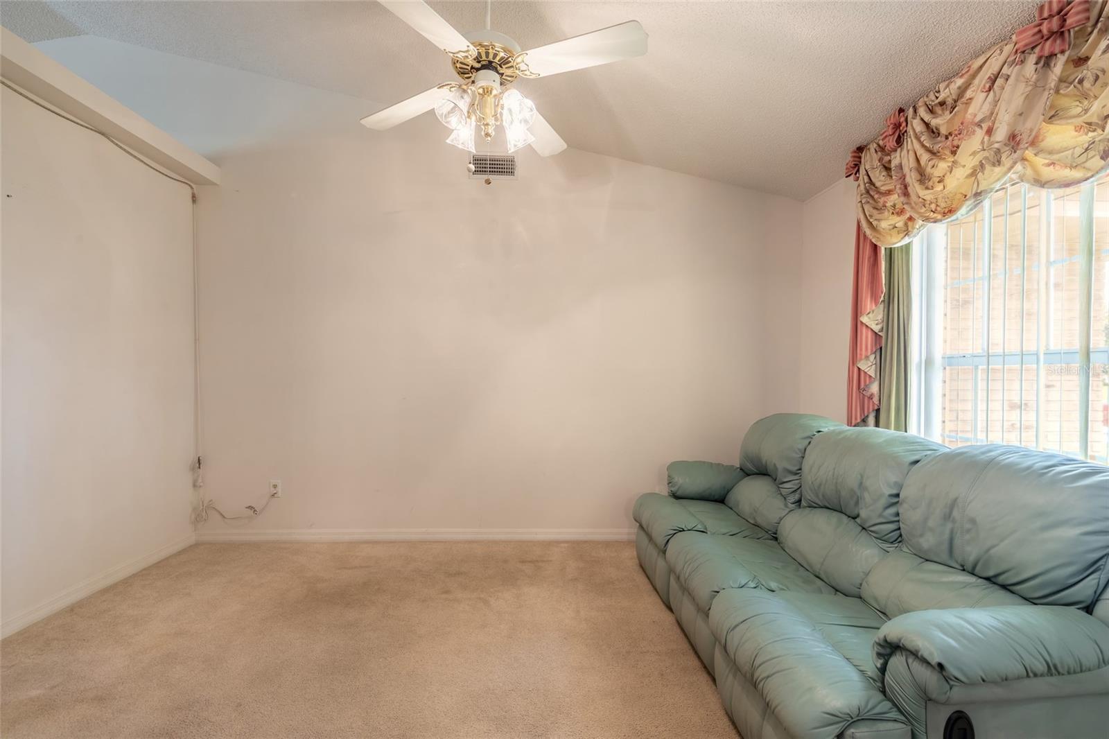FAIRWAY ESTATES 08 - Residential