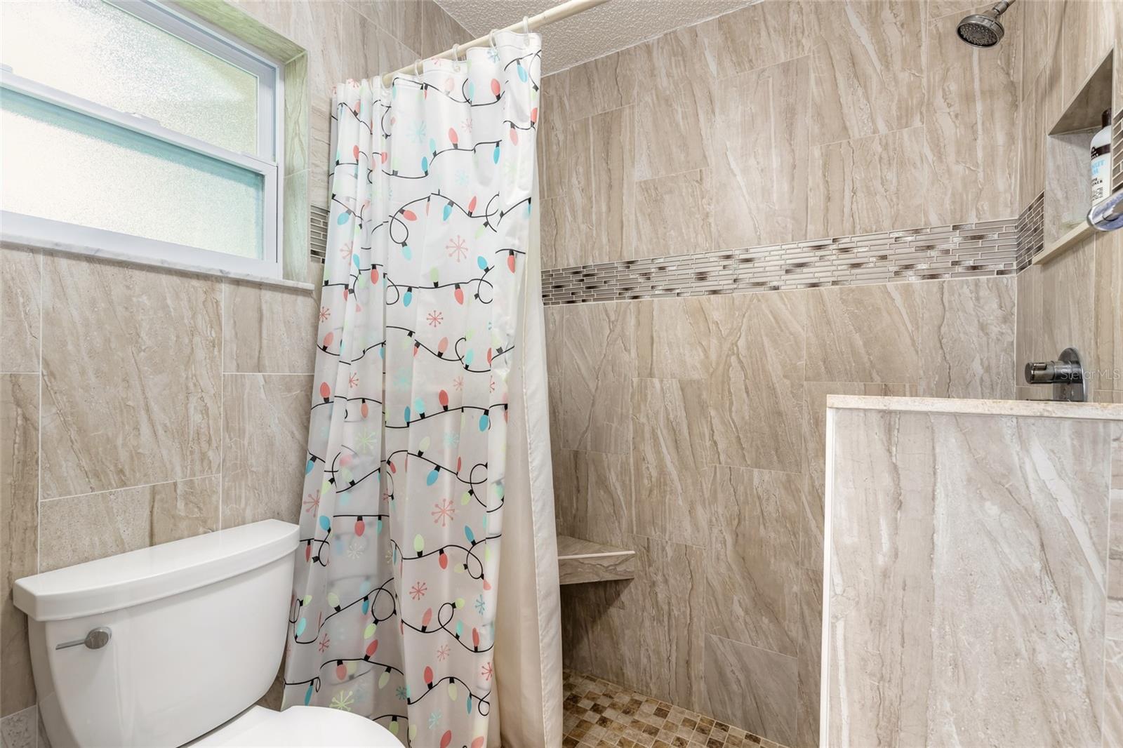FAIRWAY ESTATES 08 - Residential