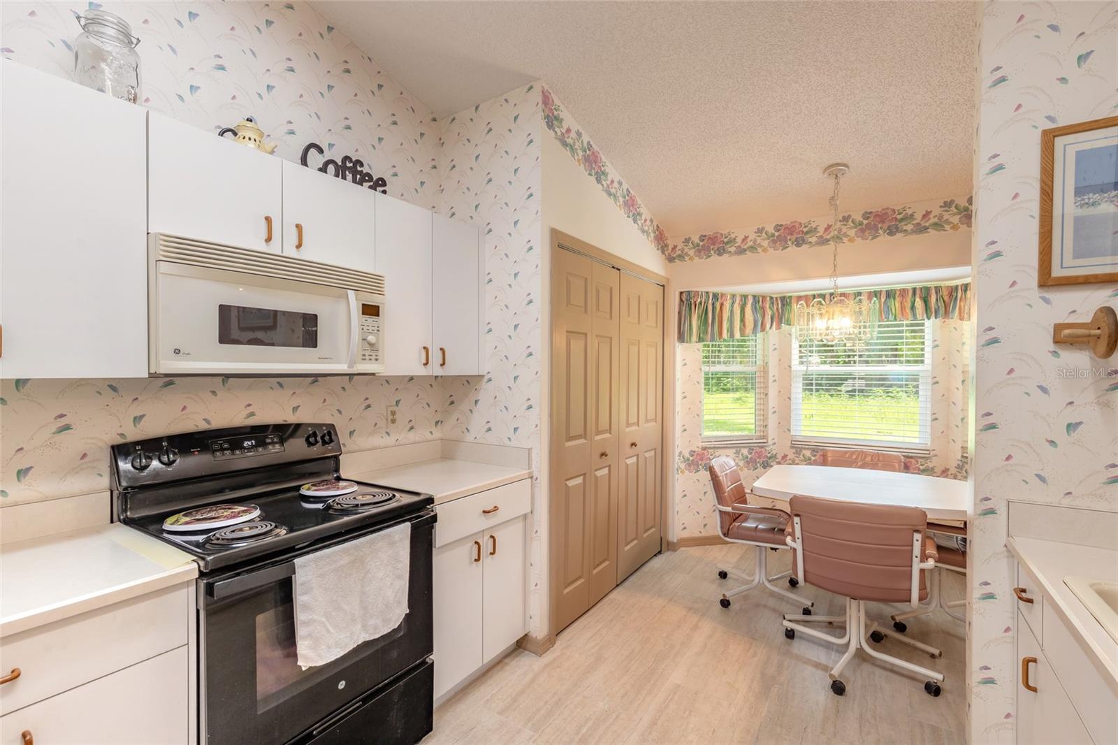 FAIRWAY ESTATES 08 - Residential