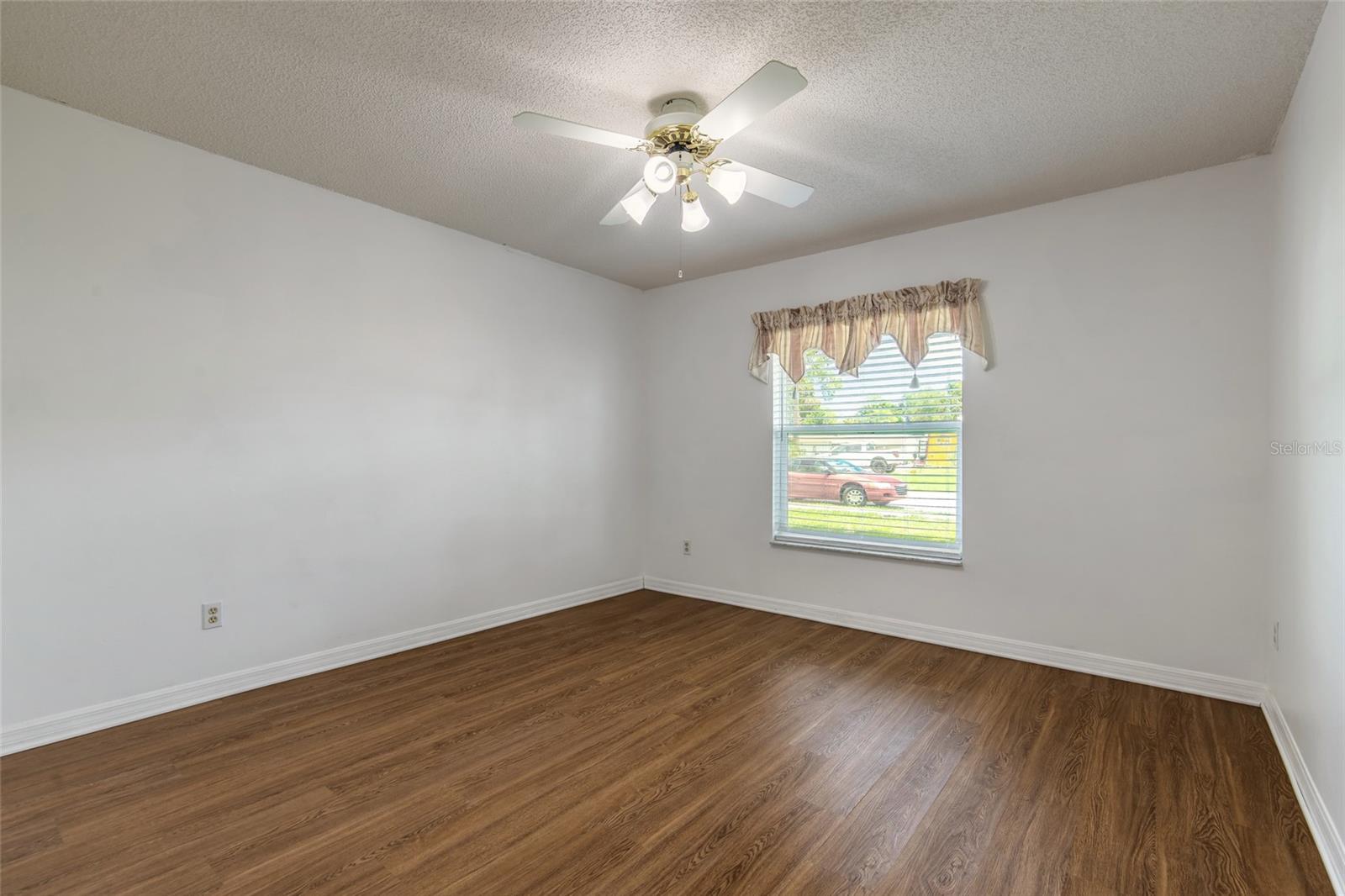 FAIRWAY ESTATES 08 - Residential