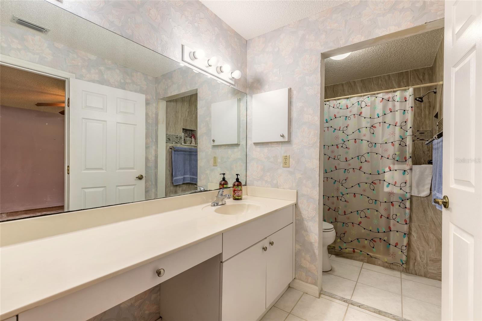 FAIRWAY ESTATES 08 - Residential