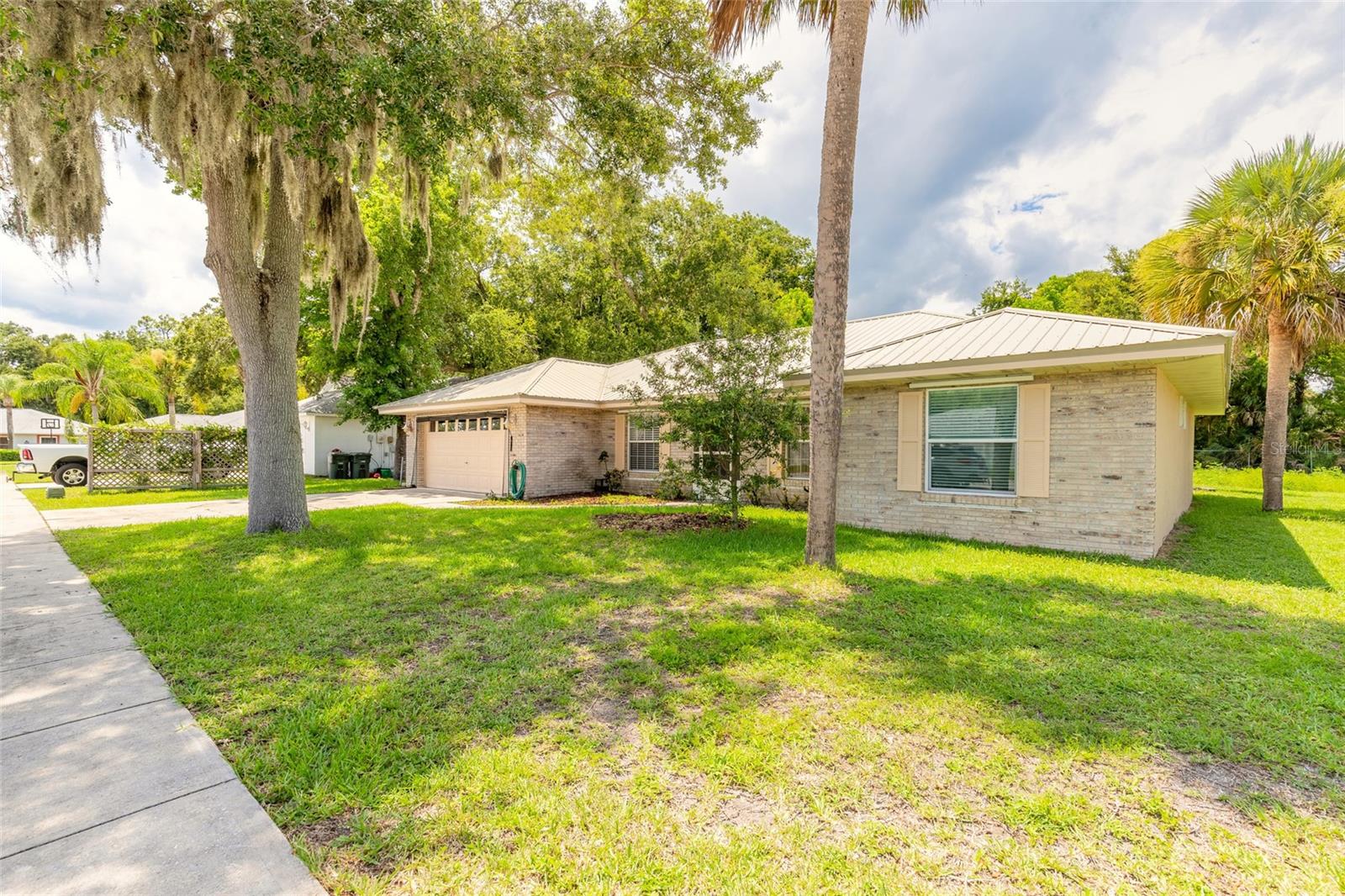 FAIRWAY ESTATES 08 - Residential