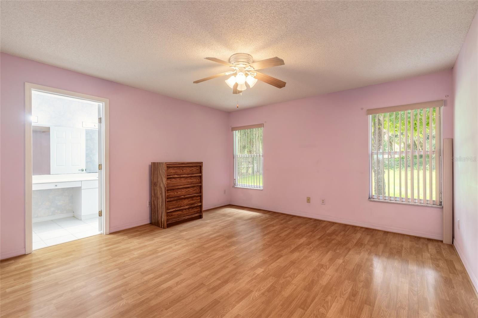 FAIRWAY ESTATES 08 - Residential