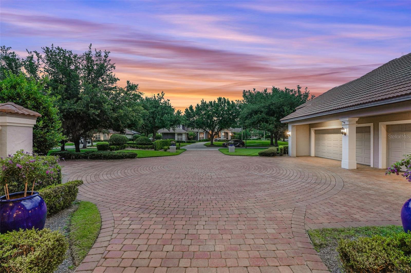 ALAQUA LAKES - Residential