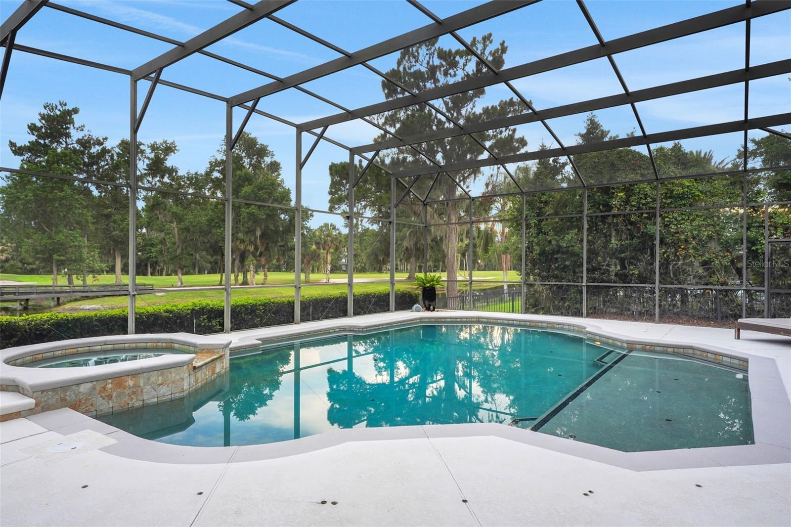 ALAQUA LAKES - Residential