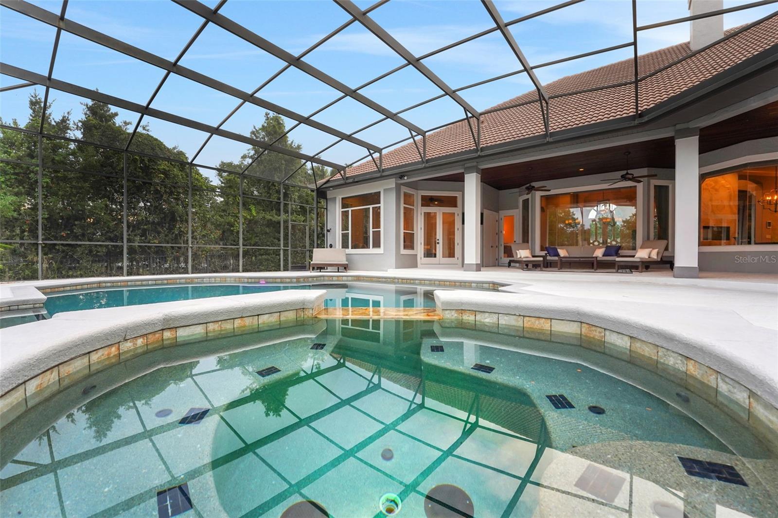 ALAQUA LAKES - Residential