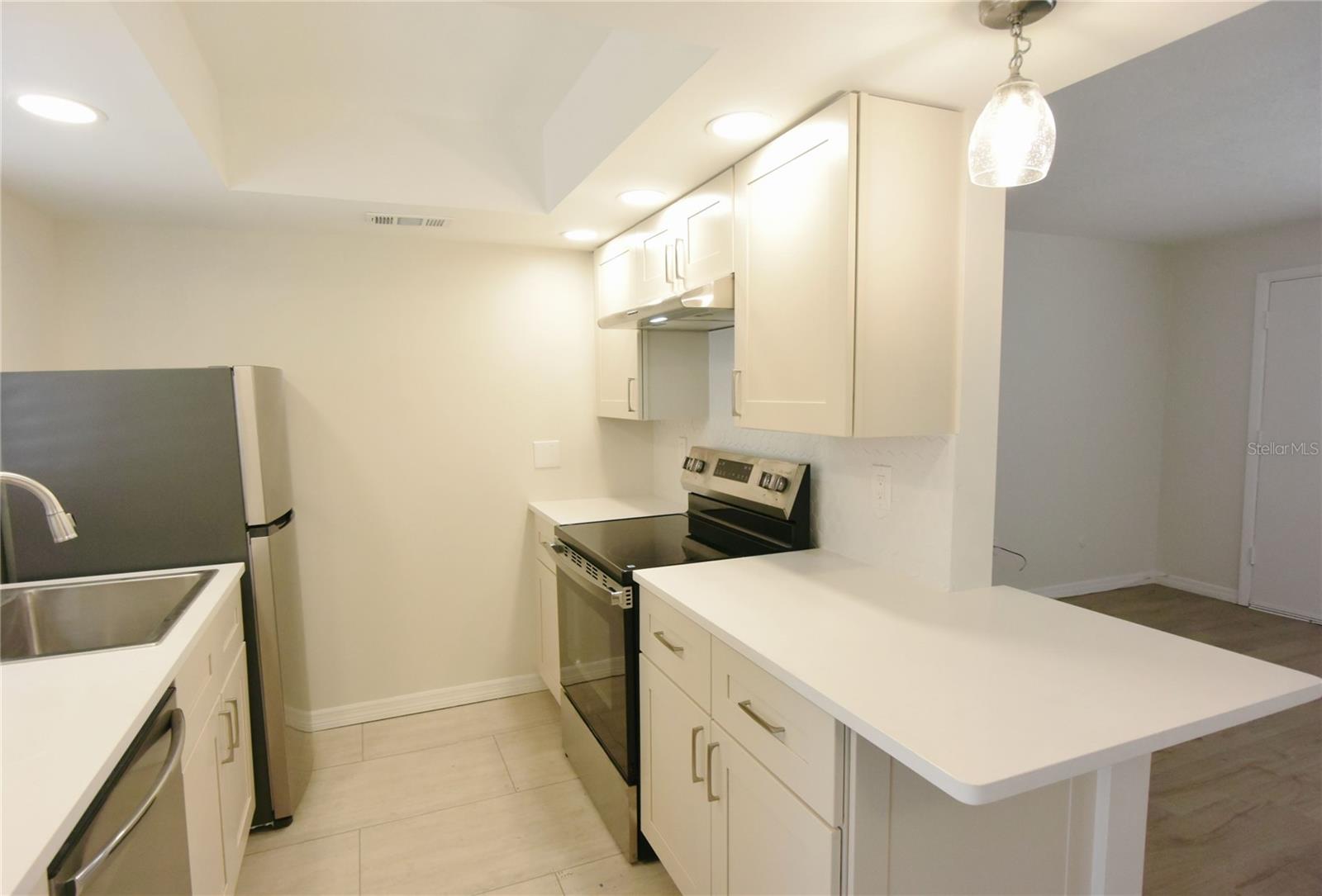 SUNLAND APTS - Residential Lease