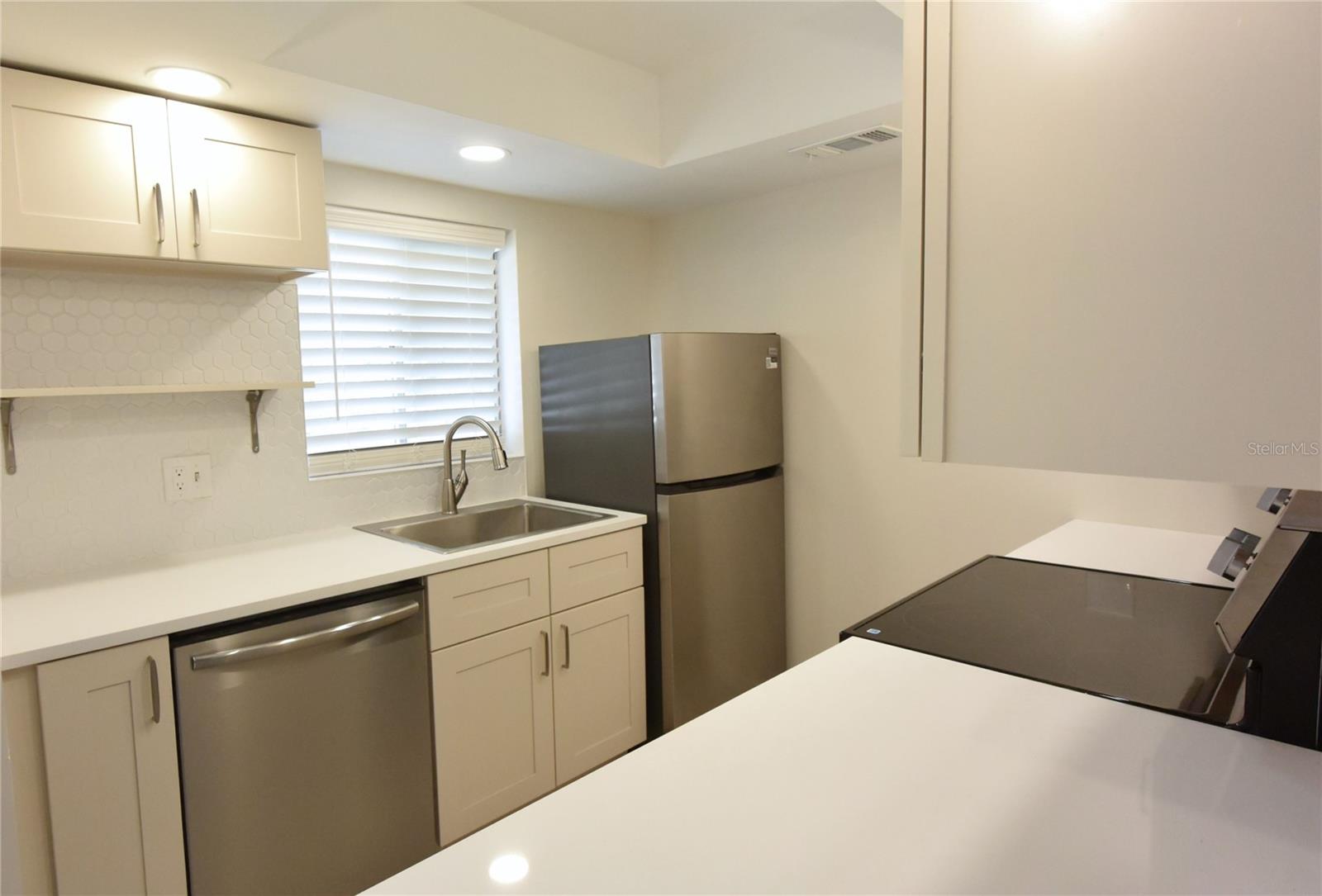 SUNLAND APTS - Residential Lease
