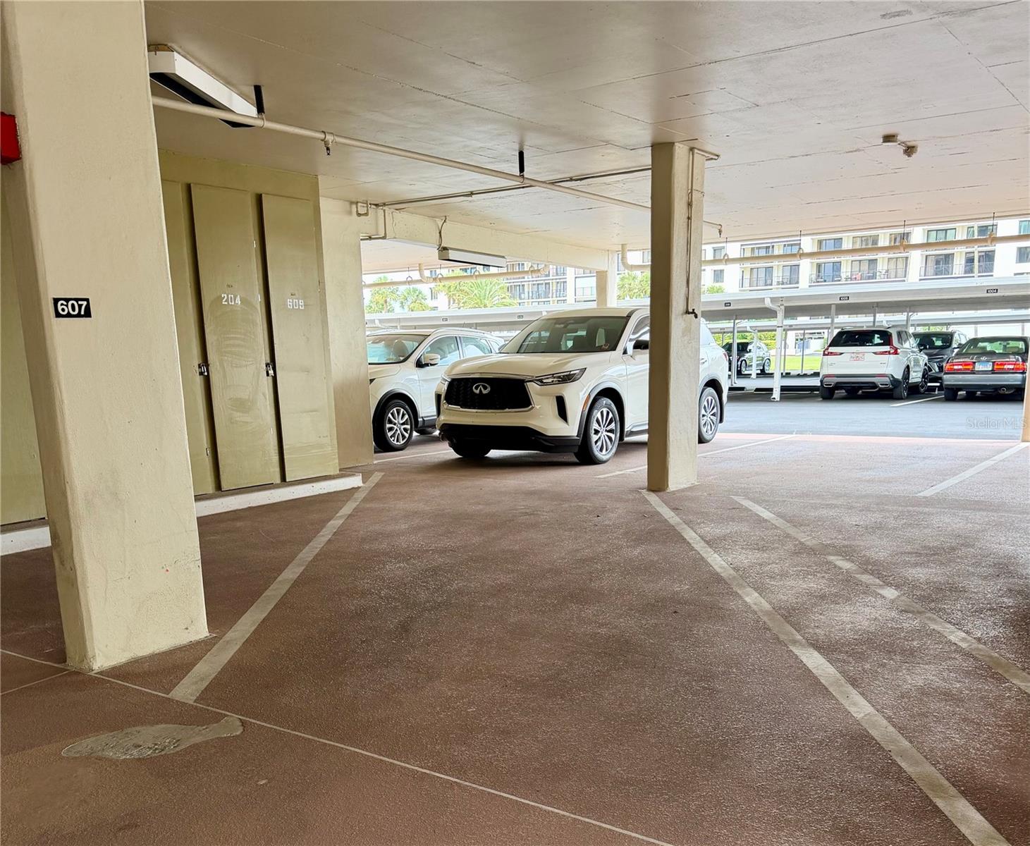 SAND KEY CONDO-SOUTH BEACH - Residential Lease