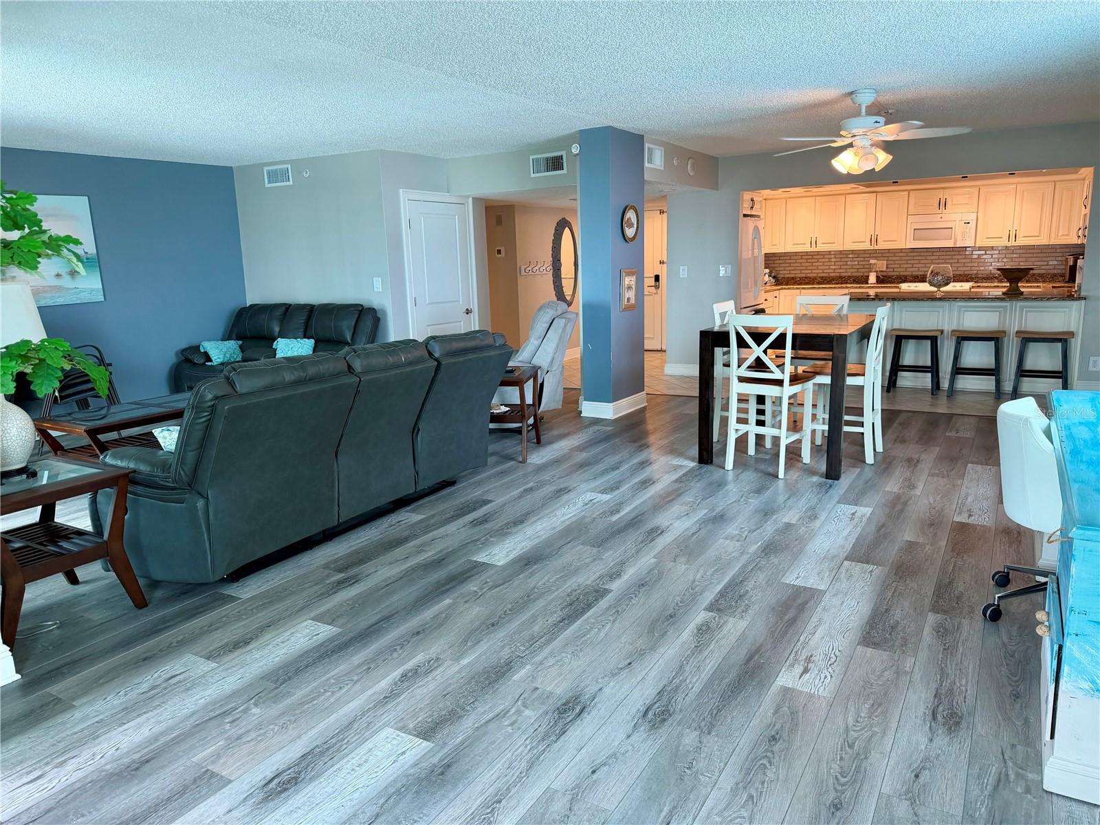 SAND KEY CONDO-SOUTH BEACH - Residential Lease