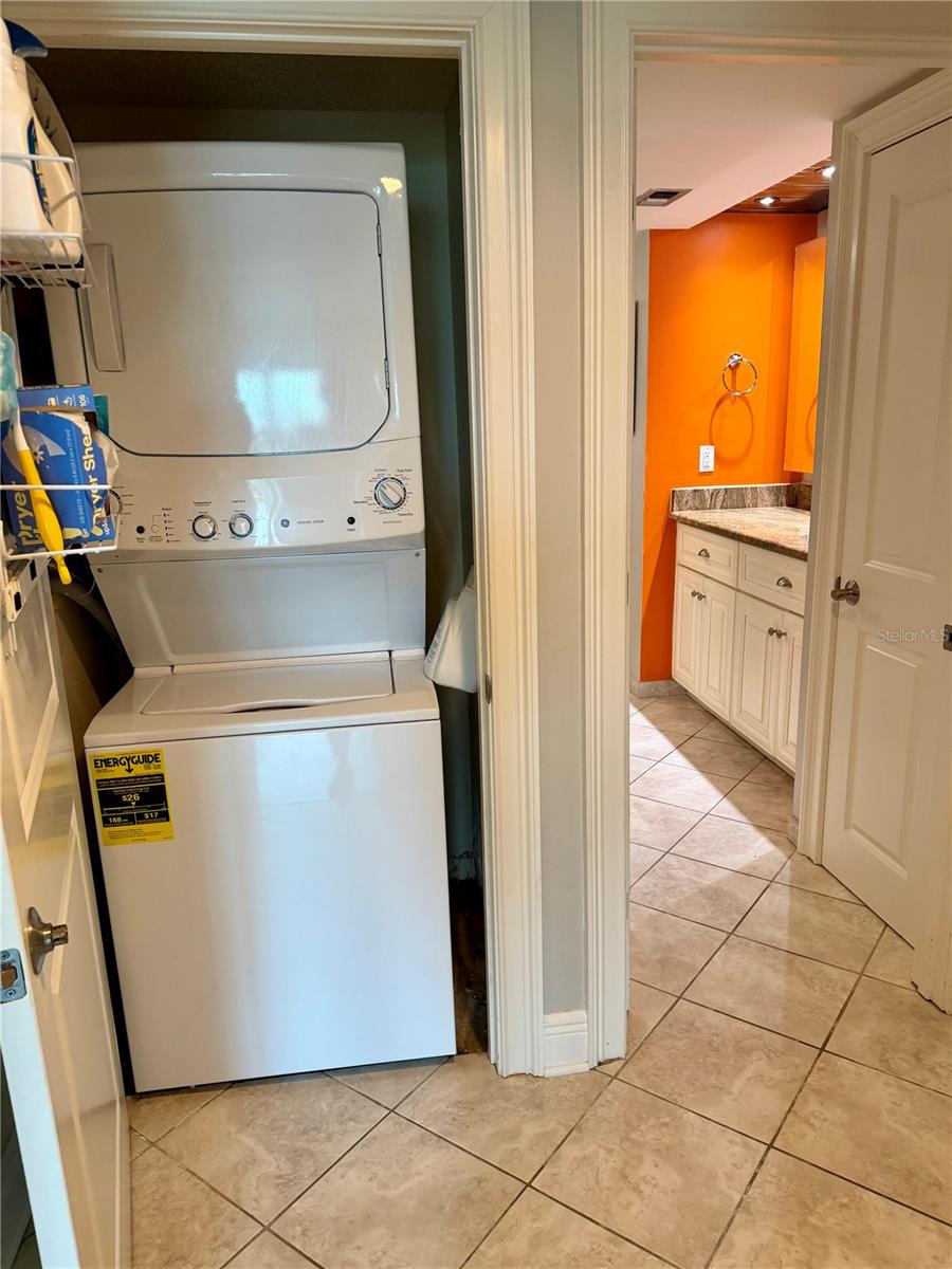 SAND KEY CONDO-SOUTH BEACH - Residential Lease