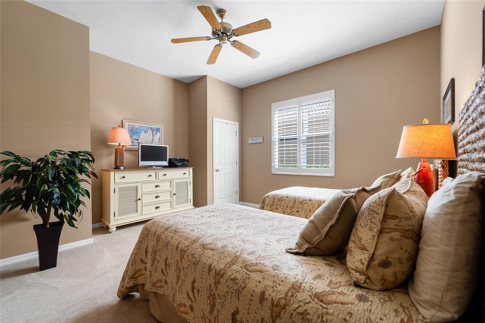 SILVER OAK - Residential
