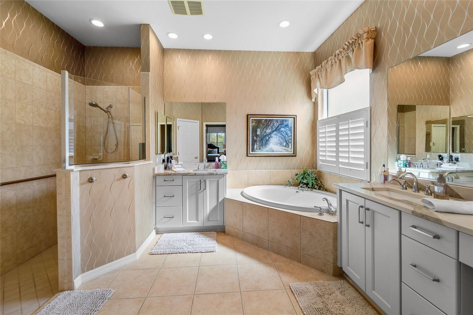 SILVER OAK - Residential