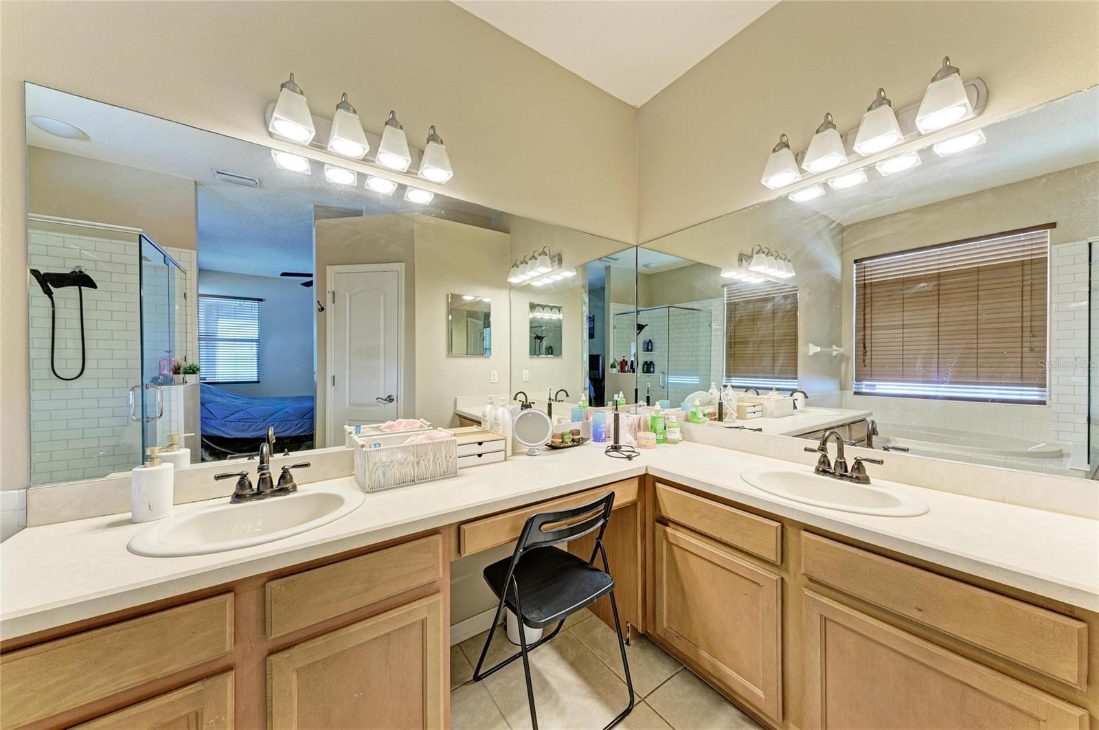 OAKLEY PLACE - Residential