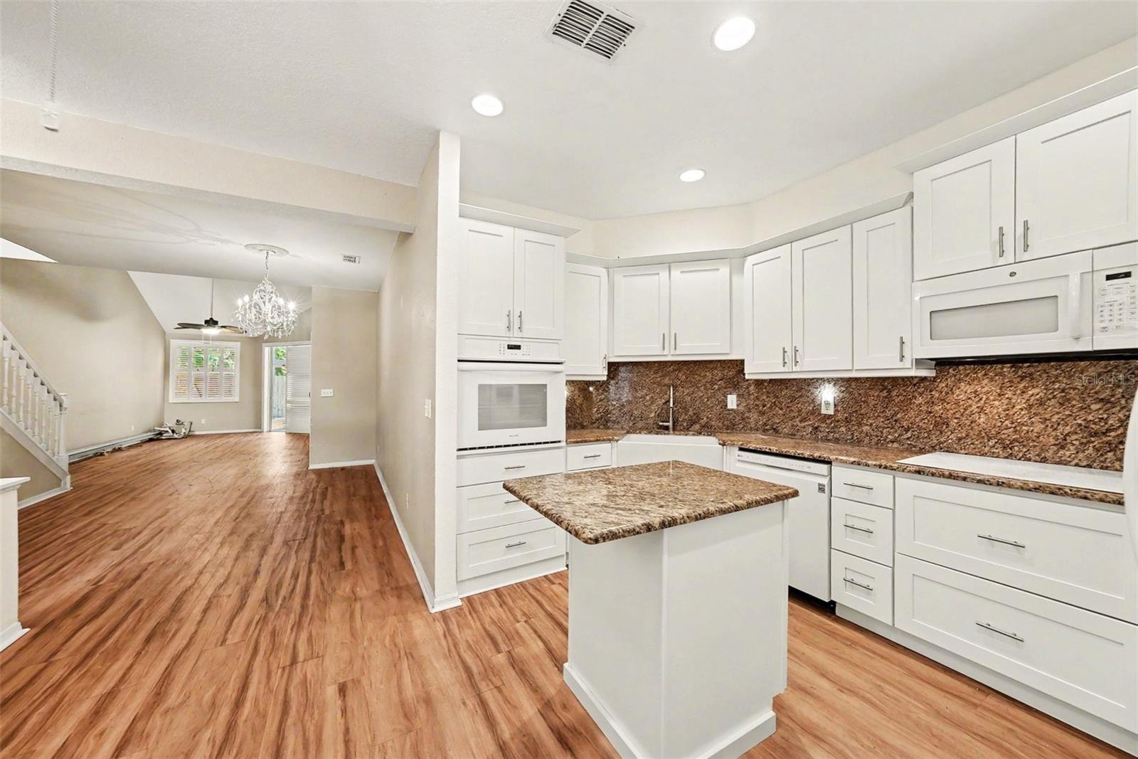 WILLOW GREENS - Residential