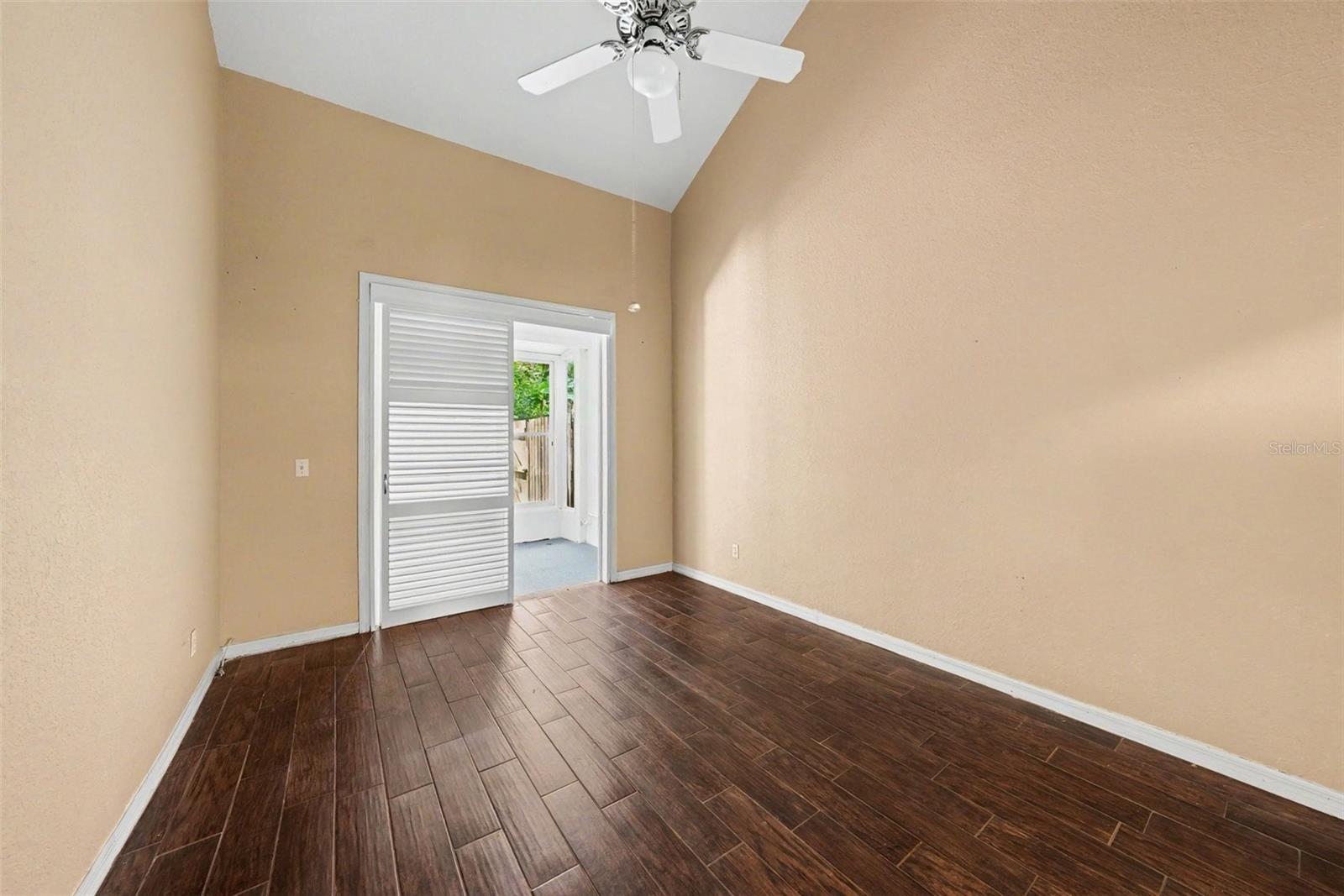 WILLOW GREENS - Residential