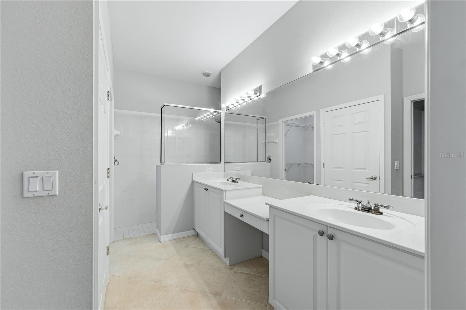 LAKESIDE PLANTATION - Residential