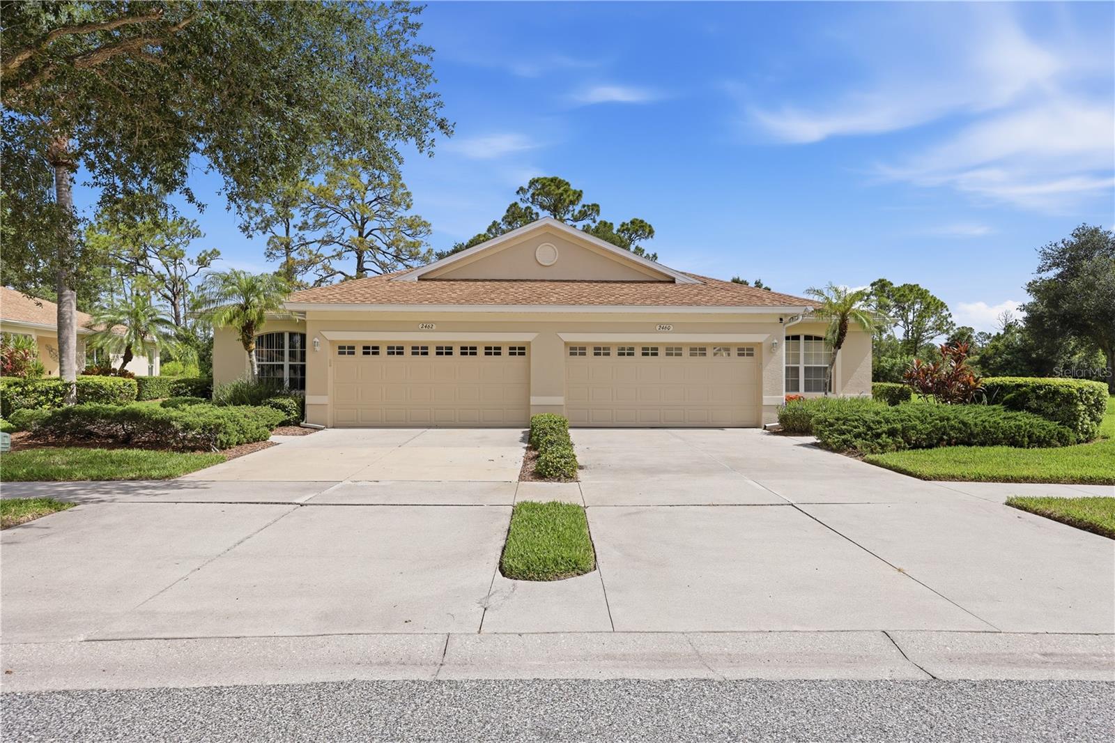 LAKESIDE PLANTATION - Residential