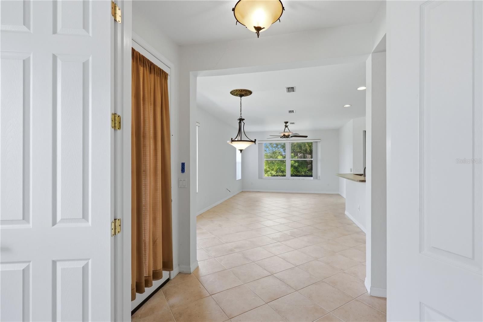 LAKESIDE PLANTATION - Residential