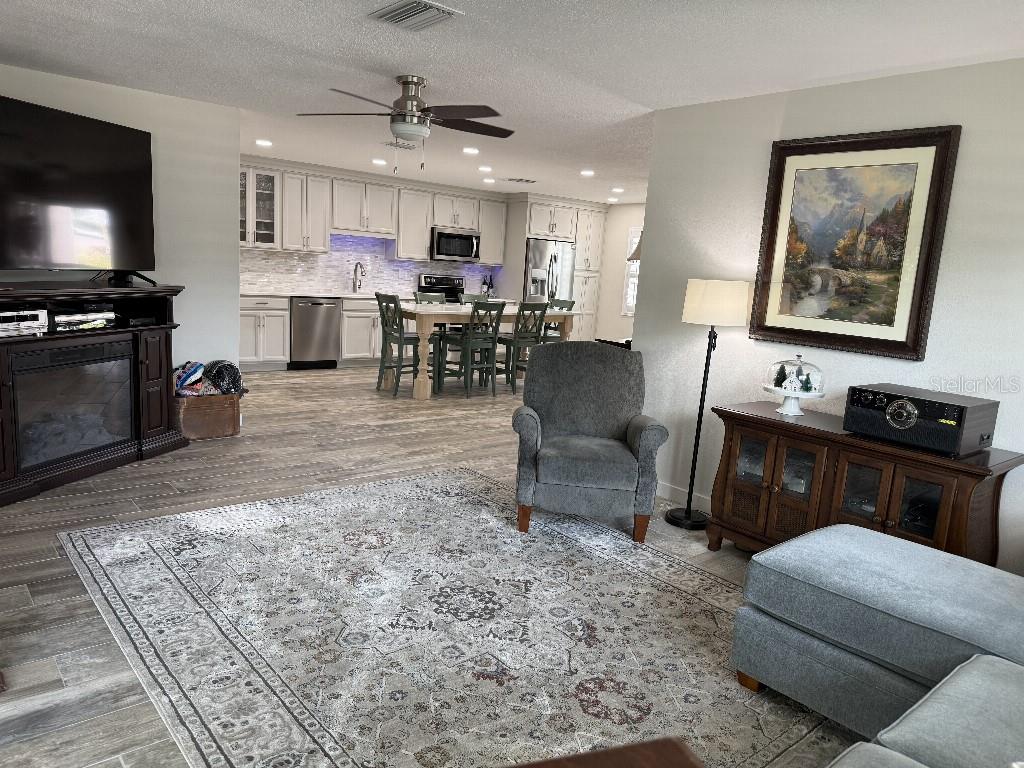 07 SPGS VILLAS CONDO - Residential